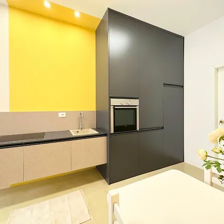 13 Eur For Monthly - By The Sea - Hbs Appartamento
