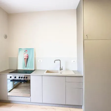 Appartamento 13 Eur For Monthly - By The Sea - Hbs