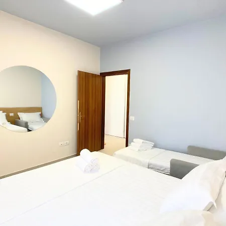 Appartamento 13 Eur For Monthly - By The Sea - Hbs Golem (Tirana)
