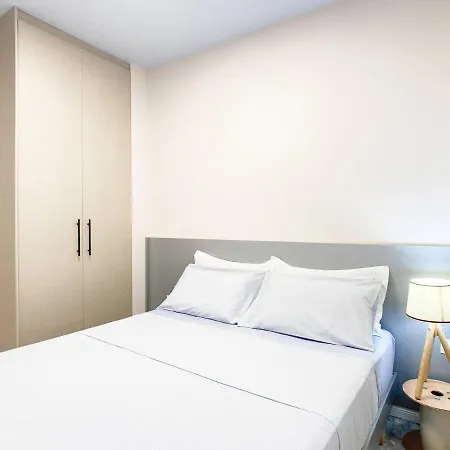 13 Eur For Monthly - By The Sea - Hbs *