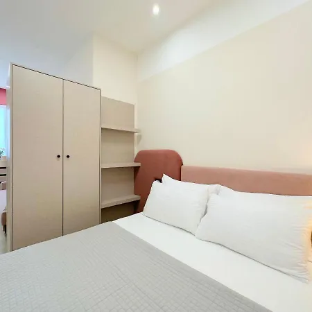 13 Eur For Monthly - By The Sea - Hbs